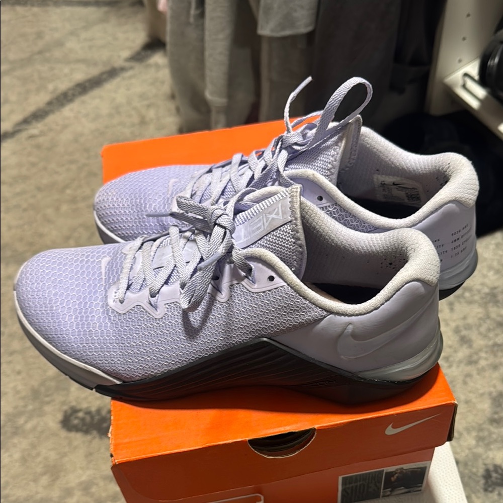 Nike White and Light Gray Sneakers